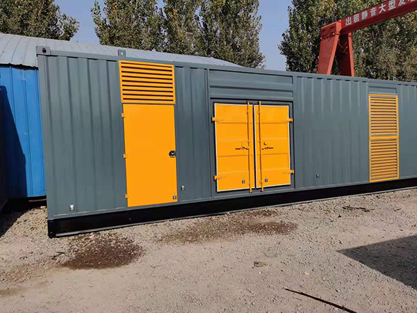 东区街道300kw 柴油发电机组用多大的空气开关？